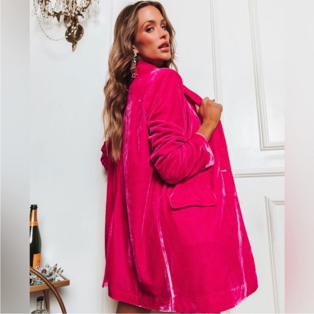 Vici x Gina Pink Velvet Chicest Pocketed Blazer in Fuchsia Hot Pink Longline XS - Picture 2 of 9